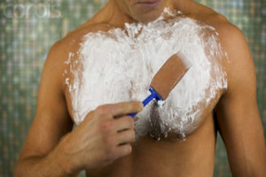 É saudável depilar os pelos do corpo?