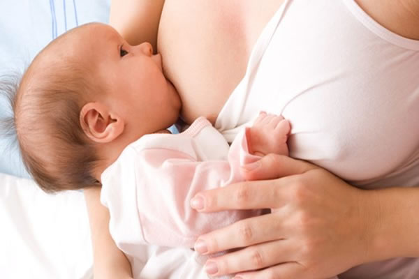Veja a importância do Colostro para o bebe! Veja a importãncia do Colostro para o bebe!
